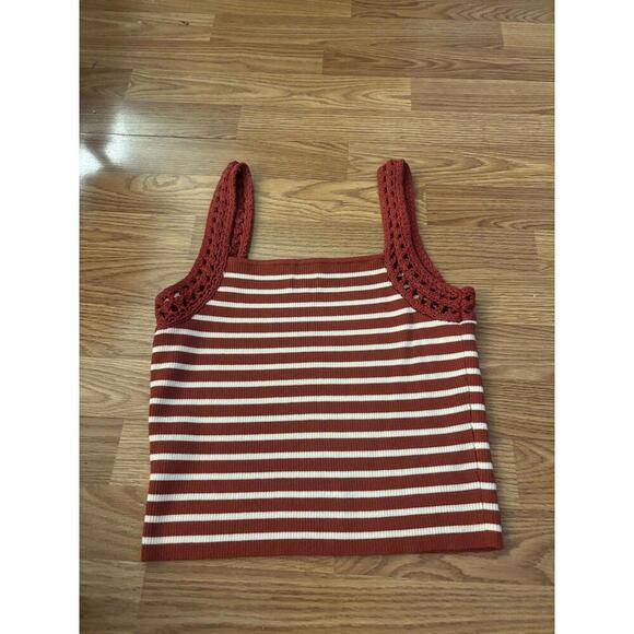 Aerie Crochet Sweater Tank Top Size Large - Picture 7 of 7